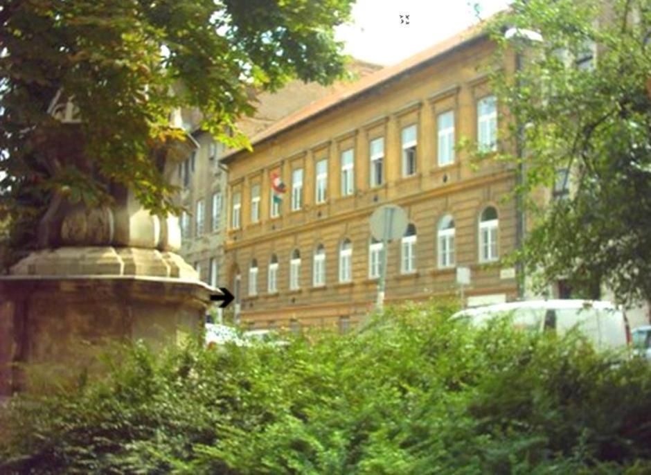 Season Hostel Boedapest Buitenkant foto